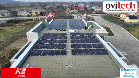 sistem fotovoltaic pentru blocuri Suceava; panouri fotovoltaice pe terasă Suceava; montaj panouri fotovoltaice pe bloc