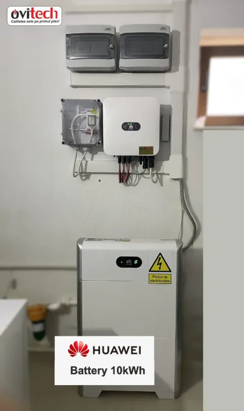Montaj sistem fotovoltaic 6 kW cu baterie Huawei 10 kWh, jud. Suceava — fotografia 4